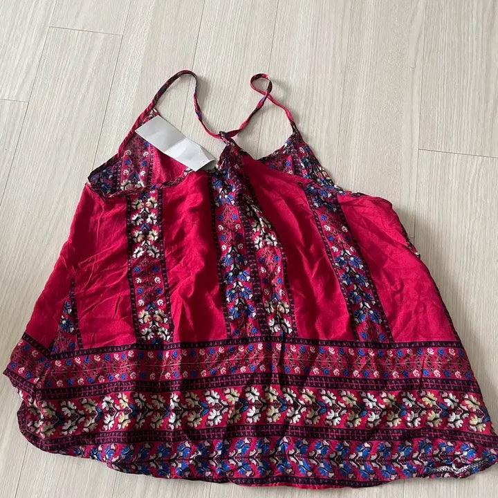 [BUNJANG] Bally Printed Sleeveless Top / (새상품) 발리에서 구매한 나시 팔아요~