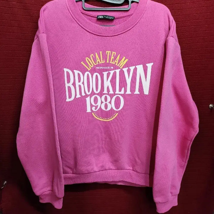 [BUNJANG] ZARA Brooklyn Pink Sweatshirt / 자라 핑크 브루클린 맨투맨 티셔츠