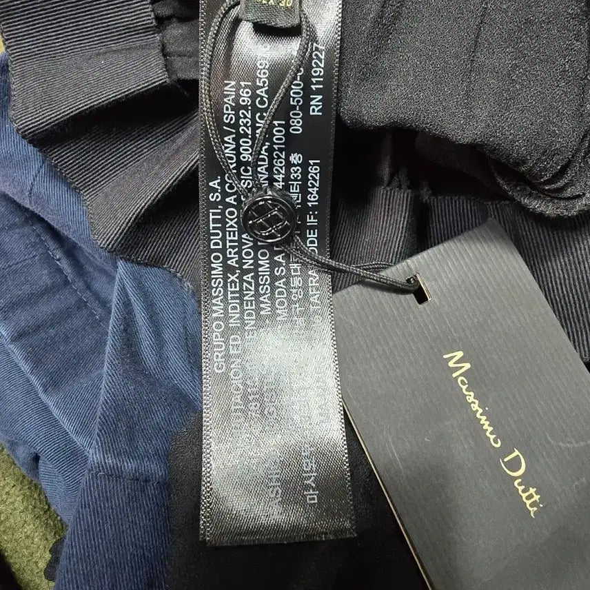 [BUNJANG] Massimo Dutti Pleated Black Long Skirt / 마시모두띠 플리츠 블랙 롱 스커트 30 새상품