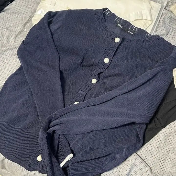[BUNJANG] MIXXO Cardigan &amp; Training Pants Bundle Set / 미쏘 가디건 3장 + 트레이닝 팬츠1장 일괄