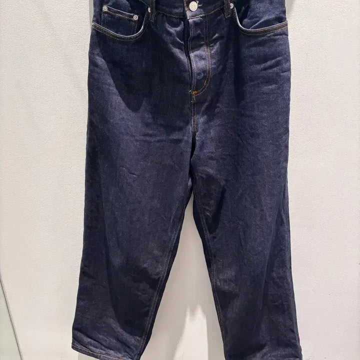 [SOLD OUT] COS RIDER 셀비지 와이드 데님 (현재 품절 29사이즈)