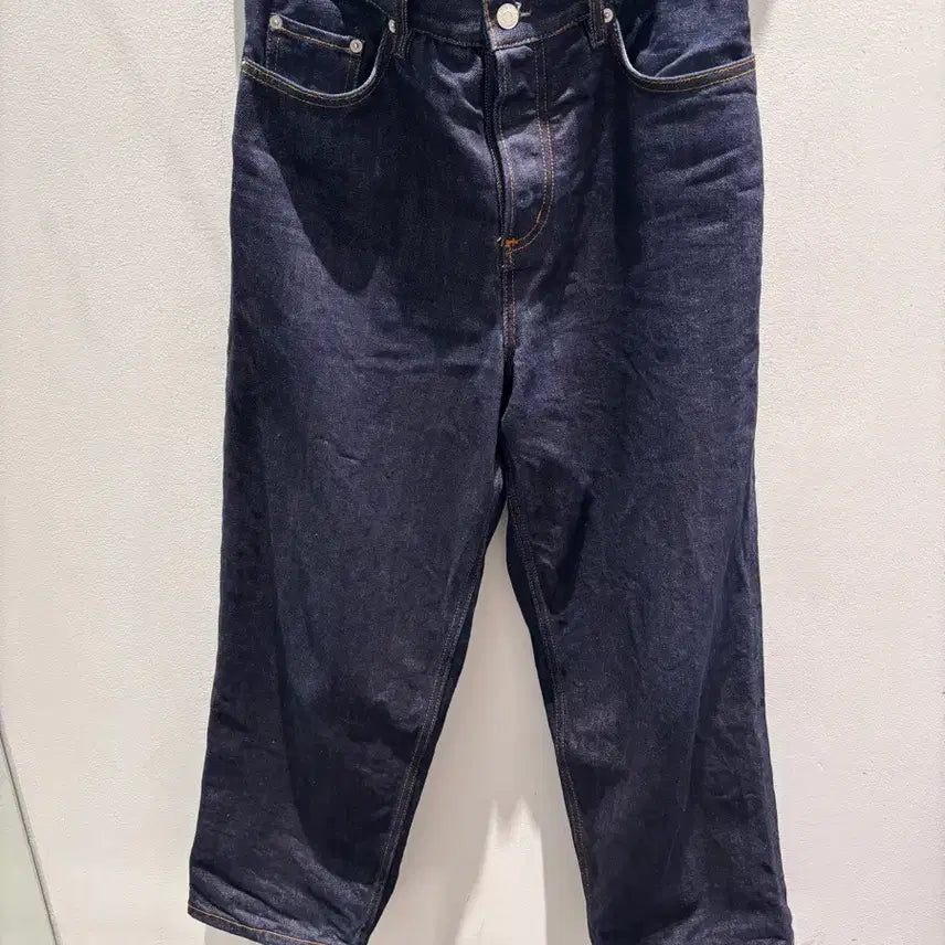 [SOLD OUT] COS RIDER 셀비지 와이드 데님 (현재 품절 29사이즈)