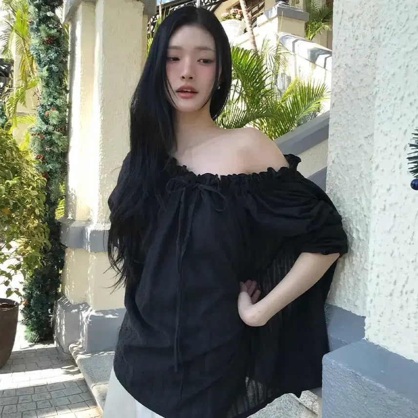 [BUNJANG] Letter From Moon Leaf One Shoulder Frill Blouse / 새상품) 레터프롬문 리프 원숄더 프릴 블라우스