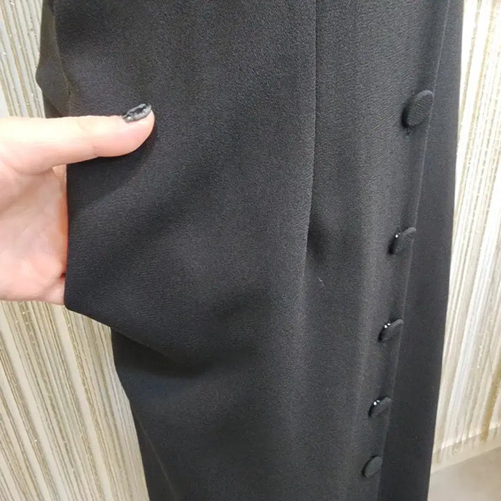 [SOLD OUT] 블랙 단추 포켓 7부소매 원피스/택배가능