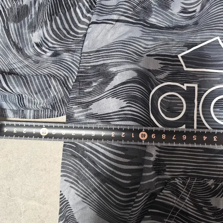 [BUNJANG] Adidas Wave Pattern Hoodie XL / 아디다스 물결 패턴 후드티 XL