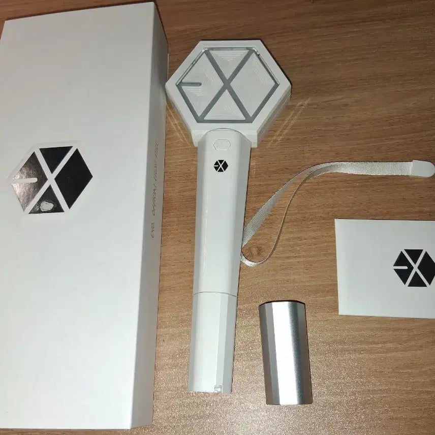 [BUNJANG] EXO Official Lightstick Ver. 2 / EXO 공식 응원봉 ver 2