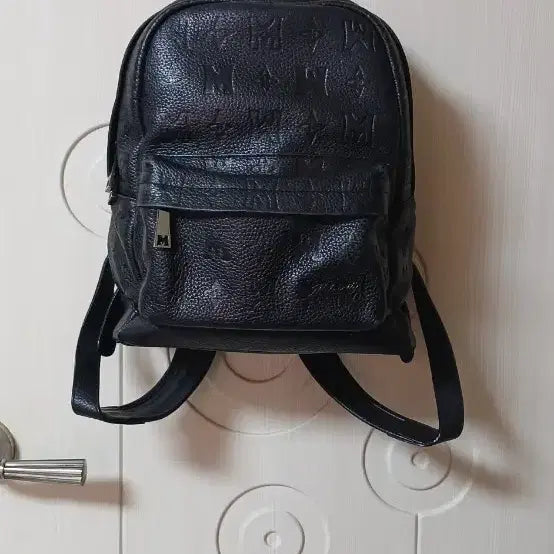 [BUNJANG] Metrocity Leather Backpack / 메트로시티 가죽 백팩