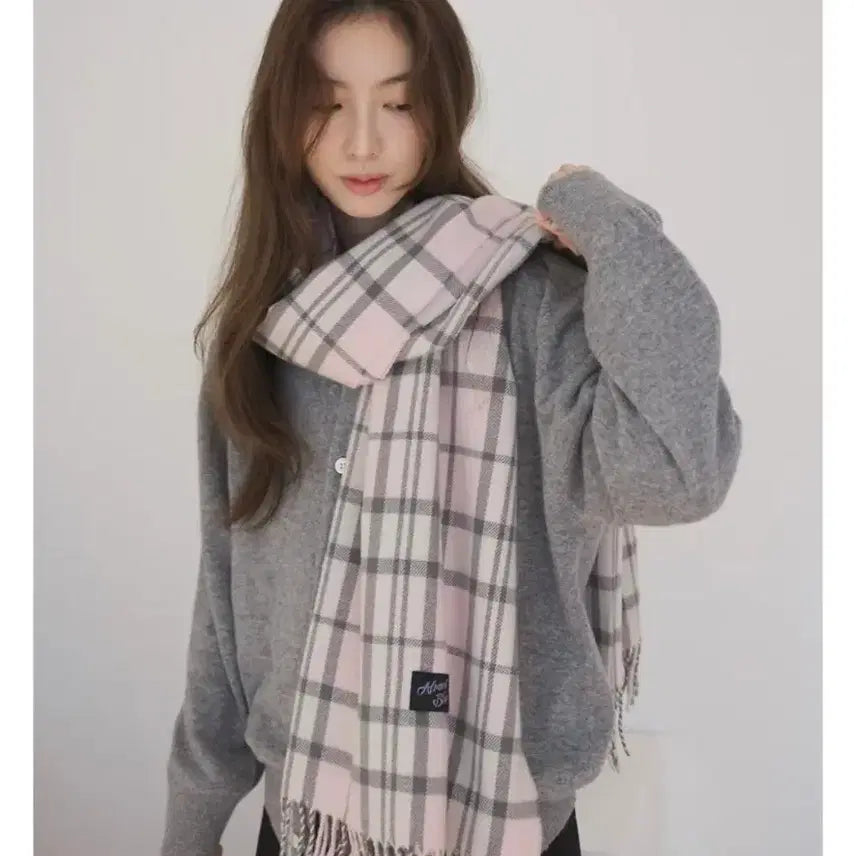 [BUNJANG] Almost Blue Cuddle Check Muffler / 얼모스트블루 커들체크머플러 핑크포그