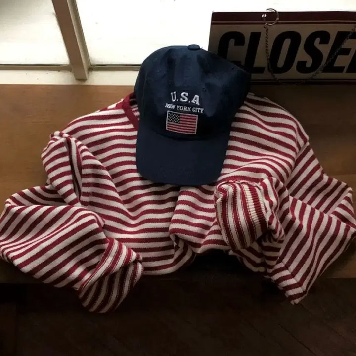 [BUNJANG] BEIDELLI Loose Fit Striped V-neck Knit Sweater / BEIDELLI 루즈핏 스트라이프 브이넥 니트