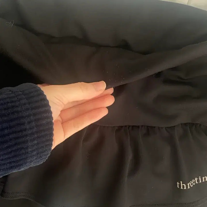 [BUNJANG] threetimes Training Set / threetimes 엘핀 트레이닝 트레이닝 집업 +스커트 팬츠 세트