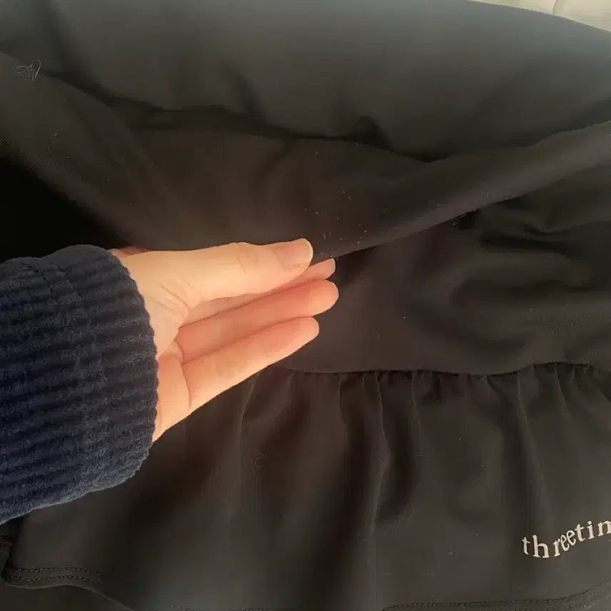 [BUNJANG] threetimes Training Set / threetimes 엘핀 트레이닝 트레이닝 집업 +스커트 팬츠 세트
