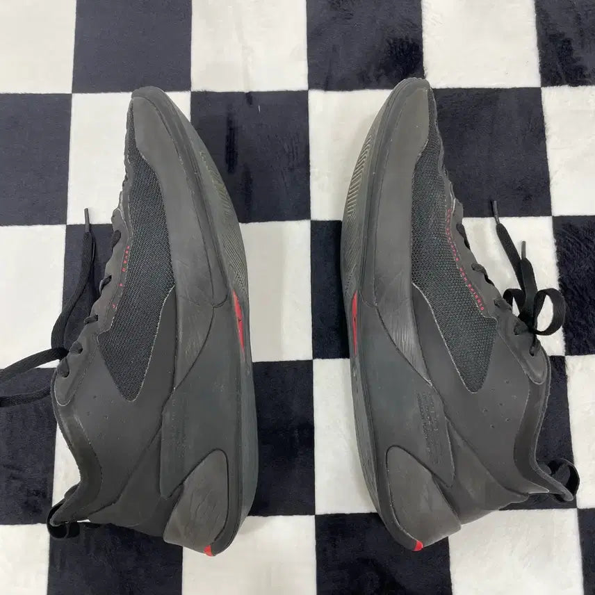 [BUNJANG] Nike Jordan Luka 1 PF Black University Red Sneakers / 205) 나이키 조던 루카1 PfF 블랙 유니버시티 레드 290mm