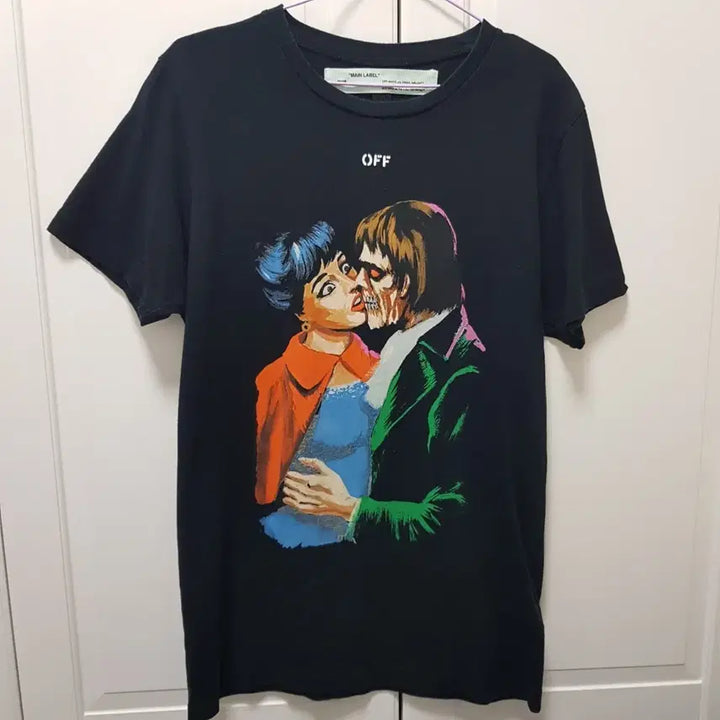 [BUNJANG] Off-White Kiss Print Black Short Sleeve T-shirt / 오프화이트 키스 프린팅 블랙 반팔 티셔츠 95