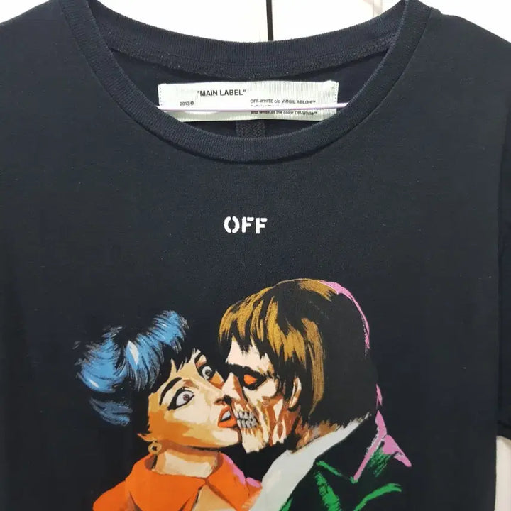 [BUNJANG] Off-White Kiss Print Black Short Sleeve T-shirt / 오프화이트 키스 프린팅 블랙 반팔 티셔츠 95