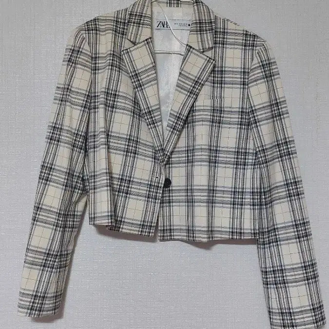[BUNJANG] Zara Cropped Jacket / 자라 크롭 자켓