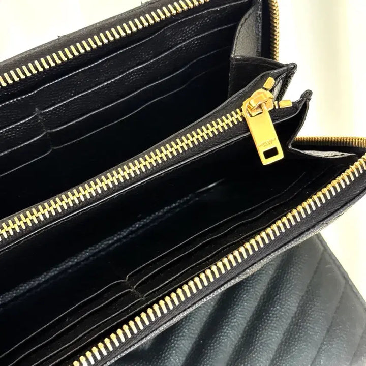 [BUNJANG] Yves Saint Laurent Compact Zip Around Long Wallet / [정품] 입생로랑 지퍼돌이 컴팩트 장지갑
