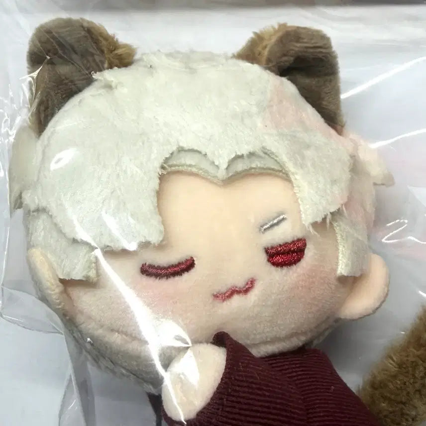 [BUNJANG] Love and Deepspace Jinwoo Nyanjipsa Plush Doll / 러브앤딥스페이스 럽딥 냥집사 누이 인형 진운