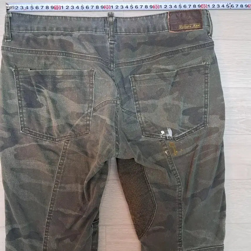 [BUNJANG] CollaVo Camo Damage Jeans M / CollaVo 카모 데미지 청바지 M
