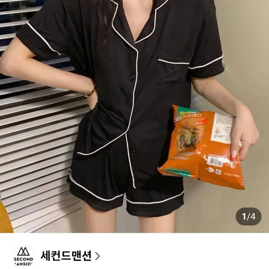 [BUNJANG] Second Mansion Black Pajama Short Sleeve Shorts Set / 세컨드맨션 블랙 파자마 반팔 반바지 세트