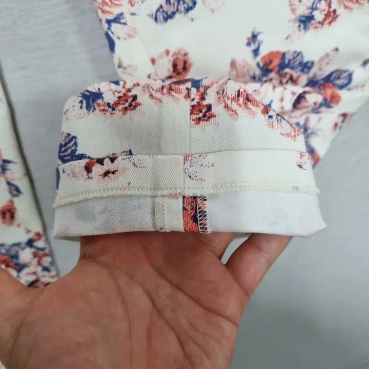 [BUNJANG] Egoist Floral Print Spandex Pants (Women&