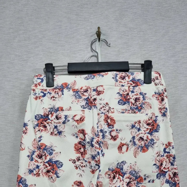 [BUNJANG] Egoist Floral Print Spandex Pants (Women&
