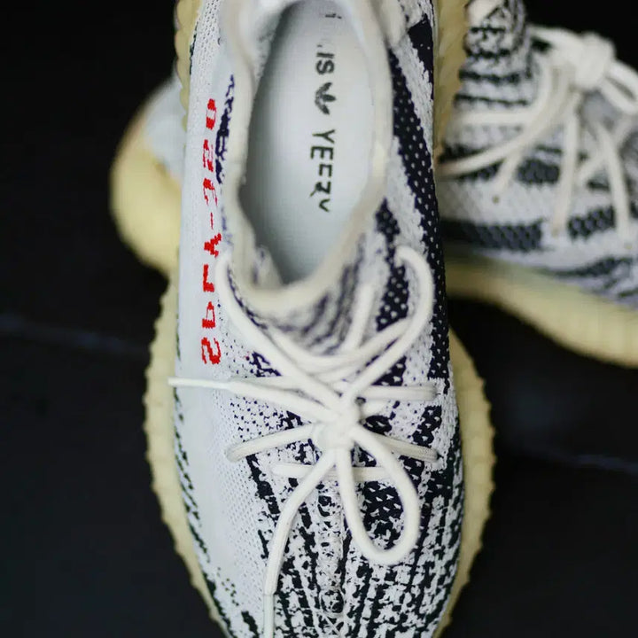 [BUNJANG] Adidas Yeezy Boost 350 V2 Zebra / 감성 끝판왕 / 이지 부스트 350 V2 지브라