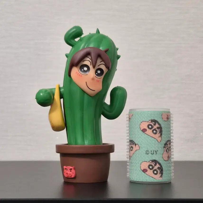 [BUNJANG] Crayon Shin-chan Misae Figure with Cactus / 14cm 짱구 피규어 선인장 짱구 엄마 봉미선