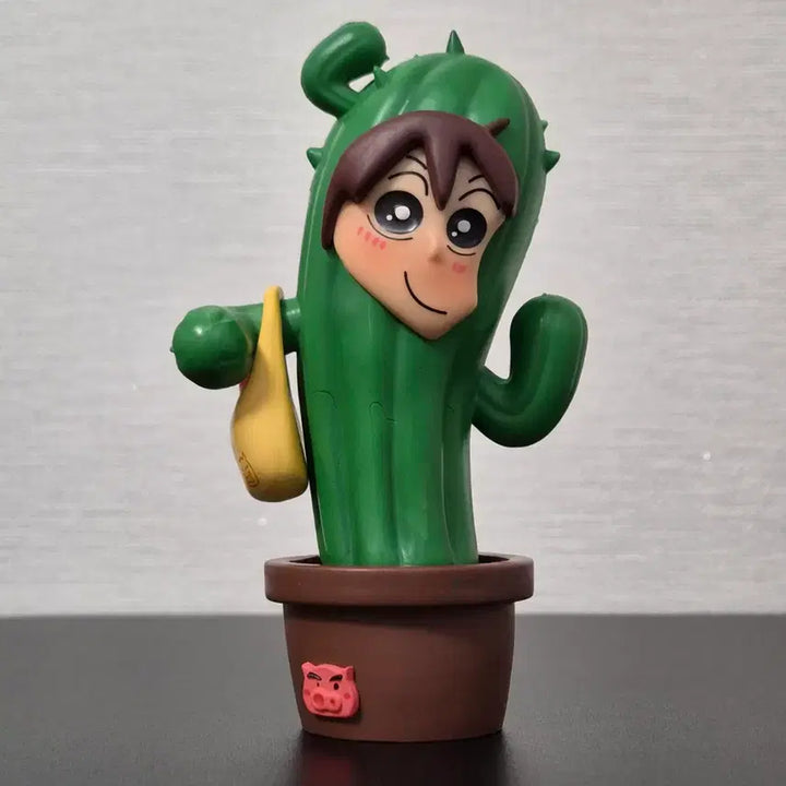 [BUNJANG] Crayon Shin-chan Misae Figure with Cactus / 14cm 짱구 피규어 선인장 짱구 엄마 봉미선
