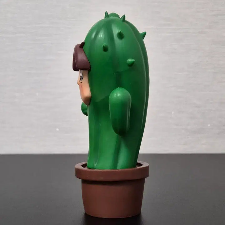 [BUNJANG] Crayon Shin-chan Misae Figure with Cactus / 14cm 짱구 피규어 선인장 짱구 엄마 봉미선