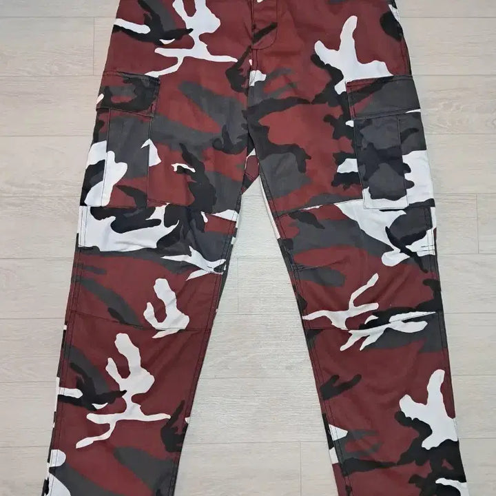 [BUNJANG] Rothco Red Camo Cargo Pants S Regular / 로스코 레드 카모 카고 바지 S 레귤러