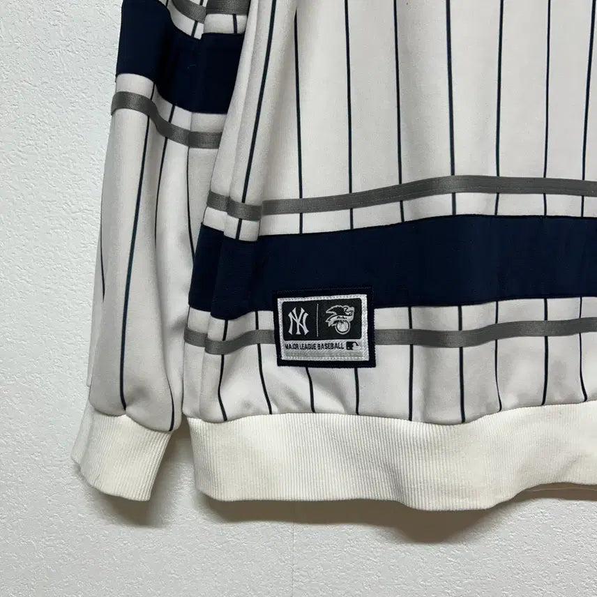 [BUNJANG] MLB Sweatshirt / MLB 맨투맨100