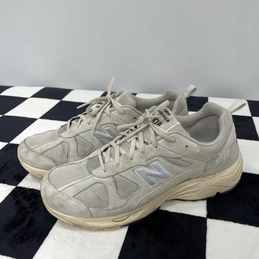 [SOLD OUT] 206) 뉴발란스 878 그레이 285mm