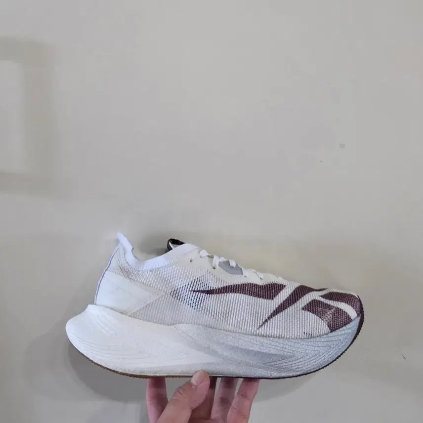 [BUNJANG] Reebok Floatride Energy X White Classic Maroon / [260] 리복 플로트라이드 에너지X 화이트클래식마룬ㅡ단종매물,최저가