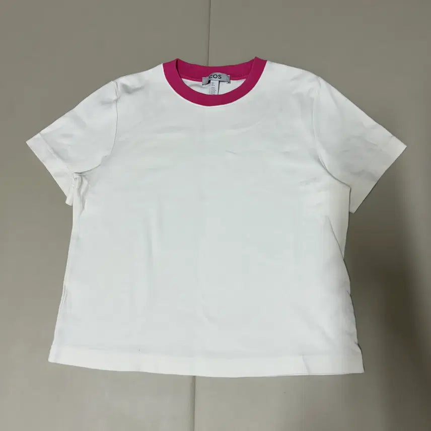 [BUNJANG] COS Semi-Crop Short Sleeve T-Shirt (Size S) / 코스 세미크롭 반팔티 S