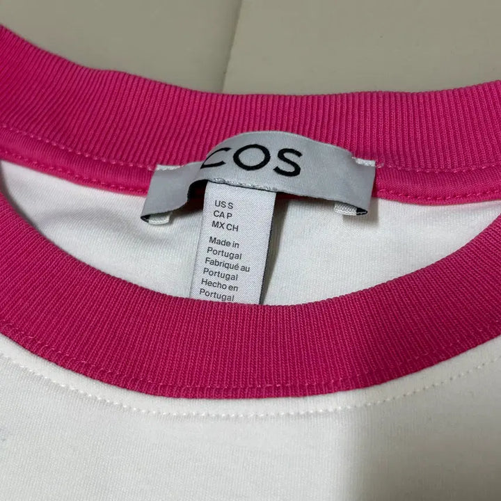 [BUNJANG] COS Semi-Crop Short Sleeve T-Shirt (Size S) / 코스 세미크롭 반팔티 S