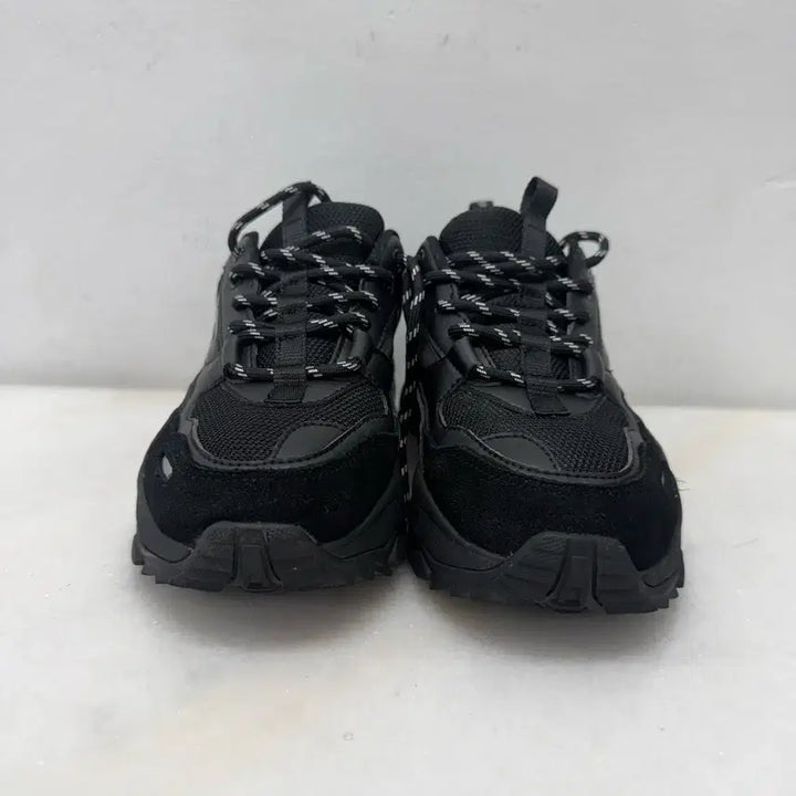 [BUNJANG] Aki Classic Urban Tracker All Black Sneakers / (235)아키클래식 운동화 어반트래커 올블랙