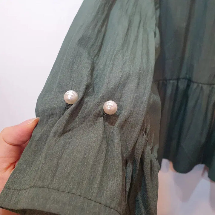 [BUNJANG] Green Pearl Frill Shirring Windbreaker Jacket / 그린 진주 소매 프릴 셔링 바람막이 자켓