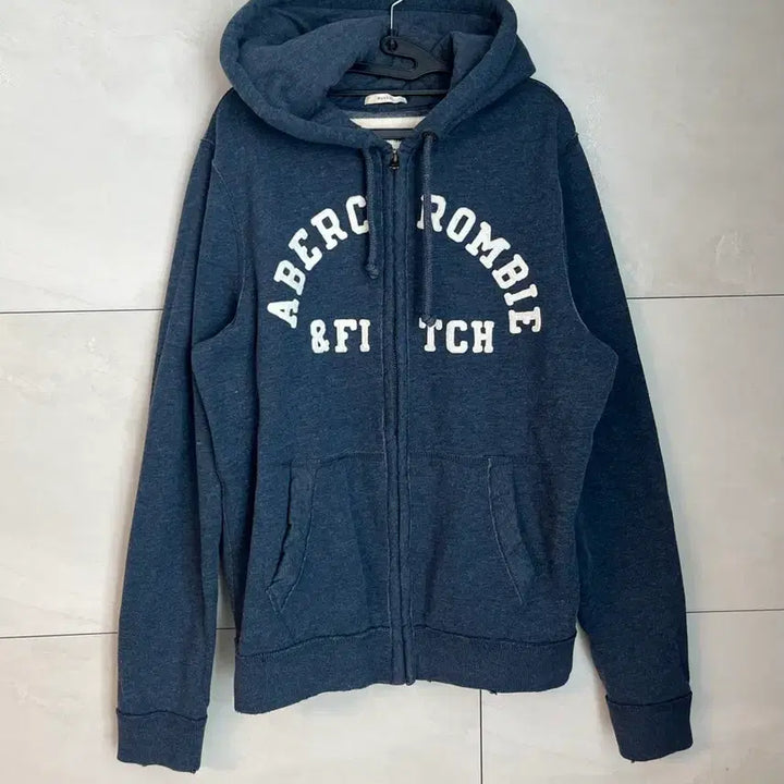 [BUNJANG] Abercrombie &amp; Fitch Spell Logo Hooded Zip-up (Navy, L) / 아베크롬비 스펠로고 후드집업 네이비 (L)