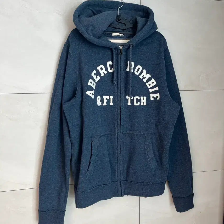 [BUNJANG] Abercrombie &amp; Fitch Spell Logo Hooded Zip-up (Navy, L) / 아베크롬비 스펠로고 후드집업 네이비 (L)