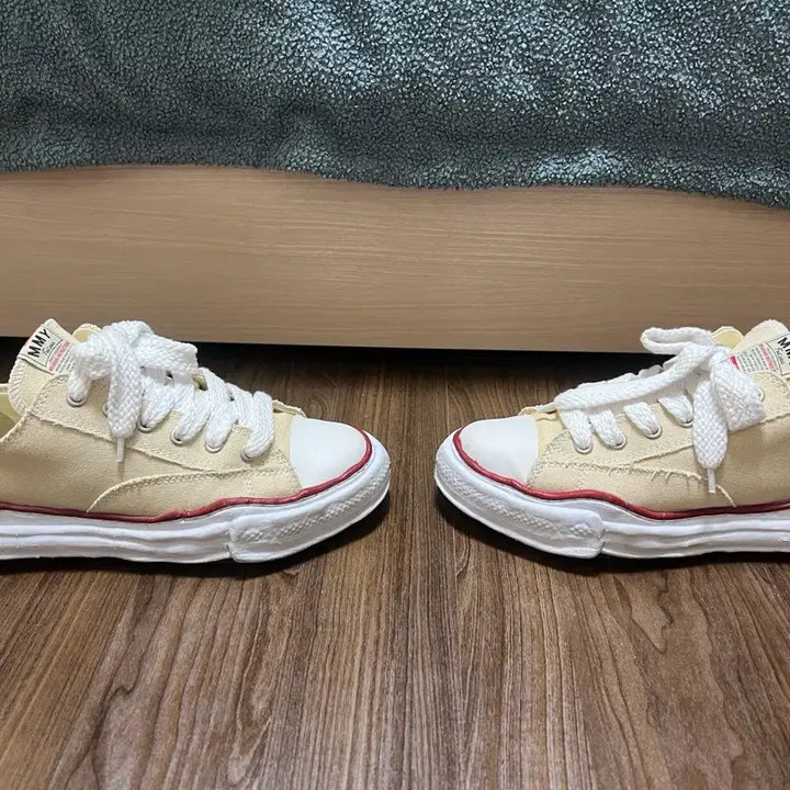 [BUNJANG] Mihara Yasuhiro Peterson Natural Sneakers / 미하라 야스히로 피터슨 내츄럴 44