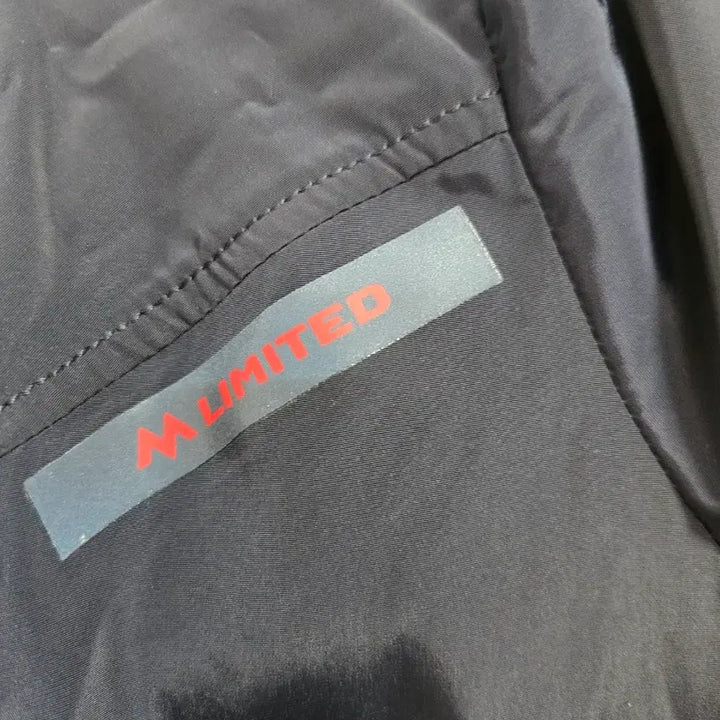 [BUNJANG] M-Limited Navy Hooded Windbreaker Jacket / 엠리밋 네이비 바람막이 후드 자켓