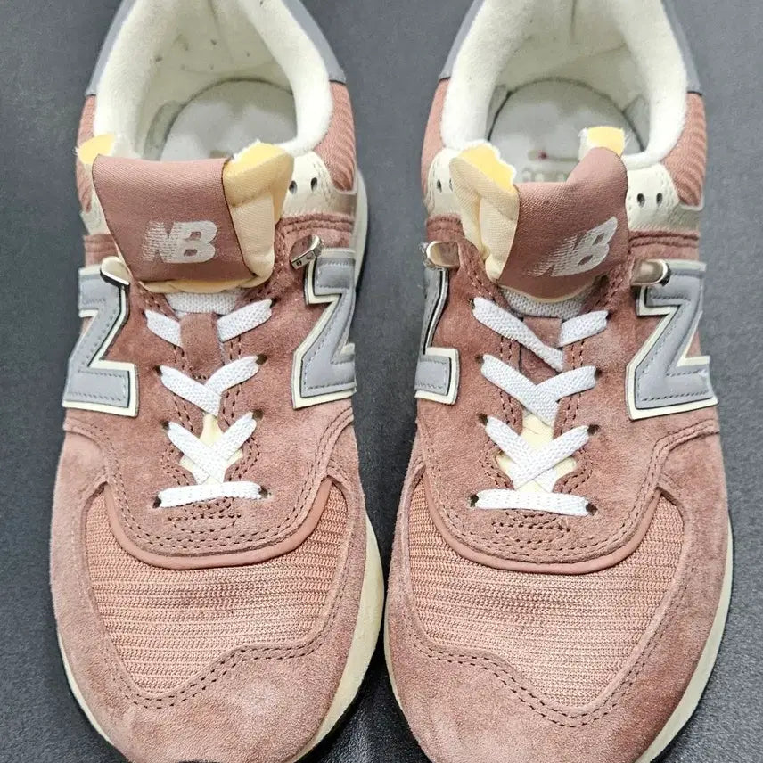 [BUNJANG] New Balance 574 Legacy Brown/Pink Gray Sneakers / 뉴발란스 574 레거시 브라운/핑크 그레이 225mm