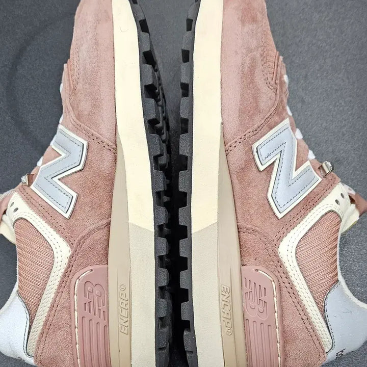 [BUNJANG] New Balance 574 Legacy Brown/Pink Gray Sneakers / 뉴발란스 574 레거시 브라운/핑크 그레이 225mm