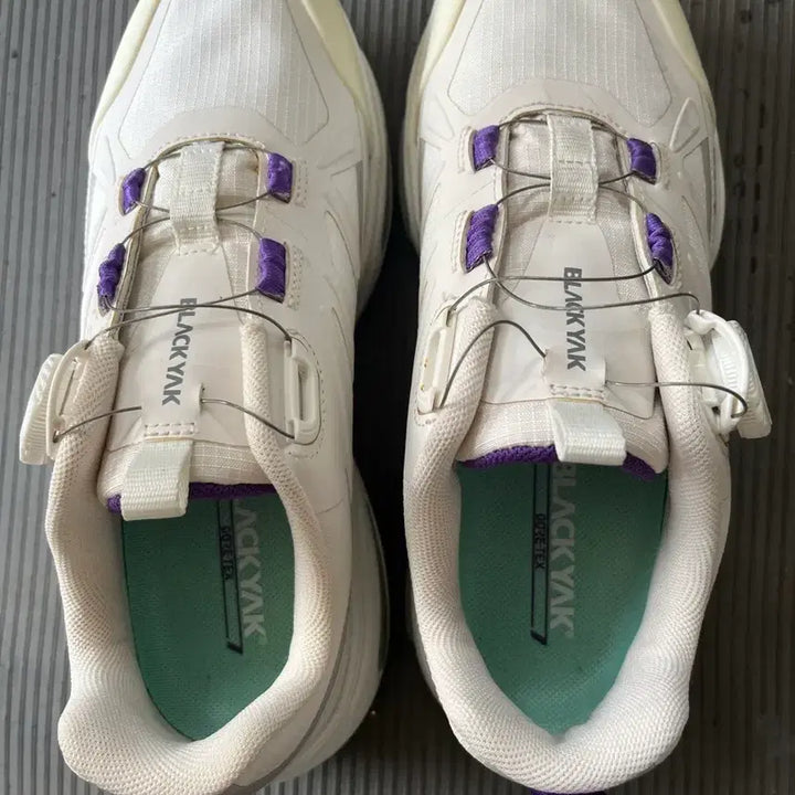 [SOLD OUT] 블랙야크 여성 240. 미착용