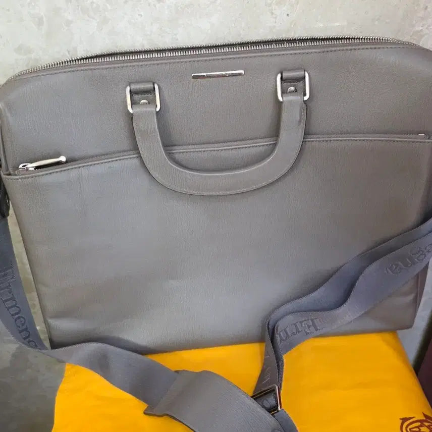 [BUNJANG] Ermenegildo Zegna Briefcase Gray / 에르메네질도 제냐 서류 가방 그레이