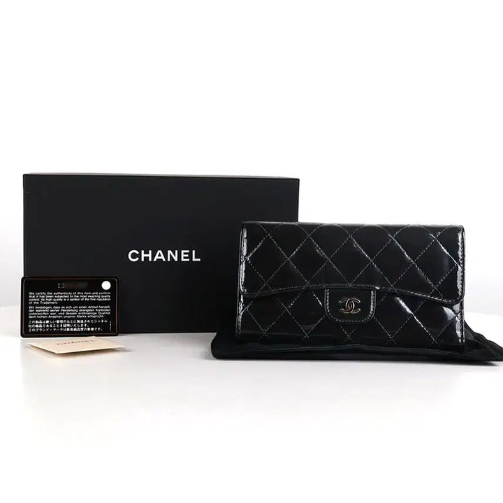 [BUNJANG] Chanel Classic Patent Flap Long Wallet Black Silver Hardware / [중고명품다올] 샤넬 클래식 페이던트 플랩 여성 장지갑 블랙은장 19번대