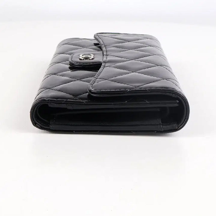 [BUNJANG] Chanel Classic Patent Flap Long Wallet Black Silver Hardware / [중고명품다올] 샤넬 클래식 페이던트 플랩 여성 장지갑 블랙은장 19번대