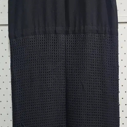 [BUNJANG] LINE Embroidered Mini Sleeveless Punching Long Dress / LINE민소매 자수원피스 펀칭 롱원피스