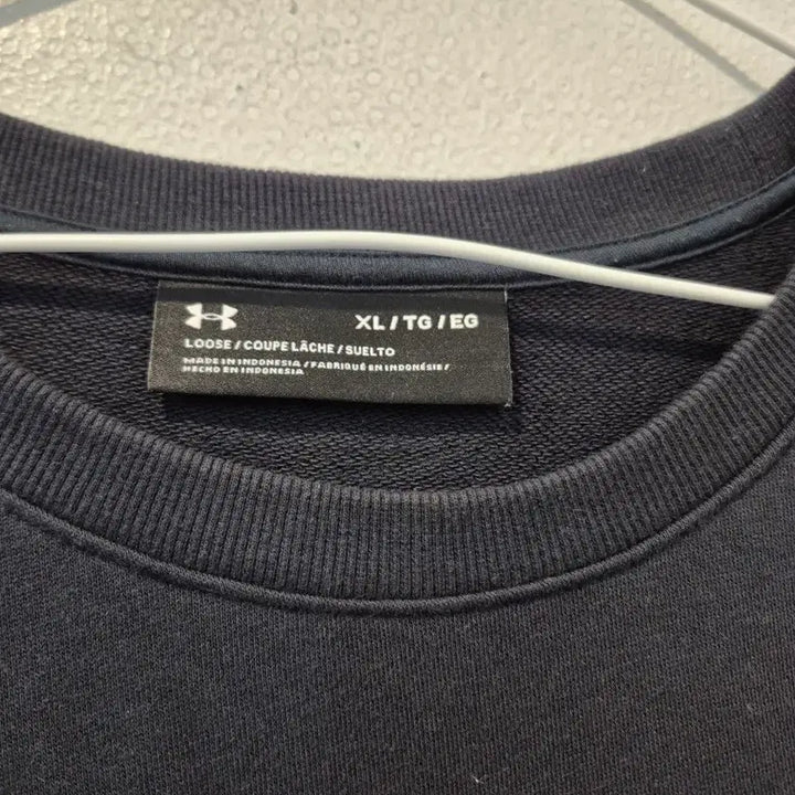 [BUNJANG] Under Armour Black Crewneck XL / 언더아머 블랙 맨투맨 XL