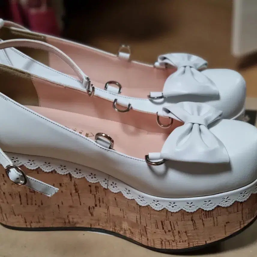 [BUNJANG] Baroque Vanilla Genouise Shoes White / 로리타 바로크 바닐라 제누아즈 슈즈 화이트